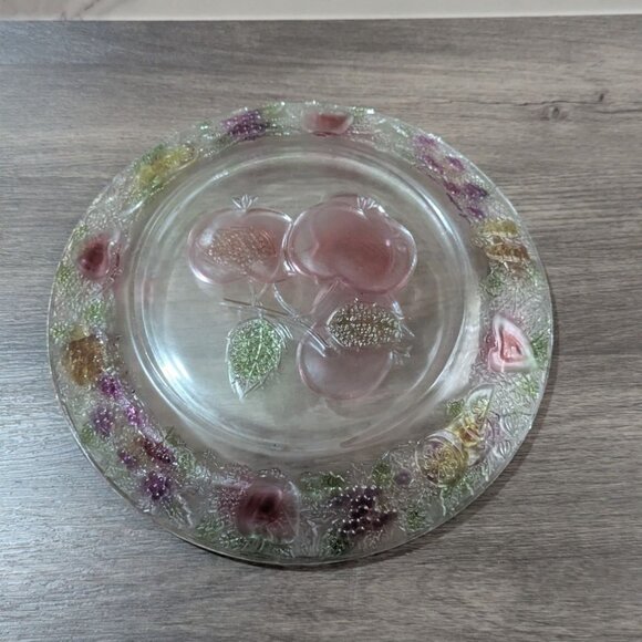 Firna Indonesia Clear Embossed Glass Plates With Fruit Designs 9.5” Set Of Two g - Picture 6 of 8